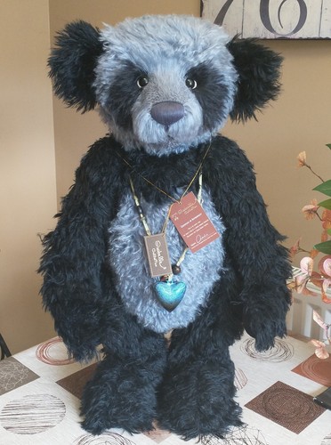 Charlie bear mulligan 2009 - charlie,