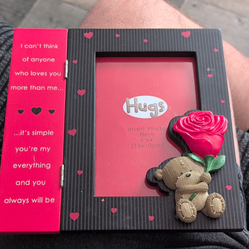 Hugs teddy bear - "hugs", rose