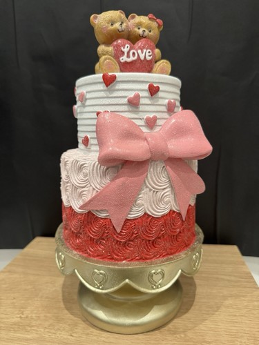Love gift tier - gift, 3-tier