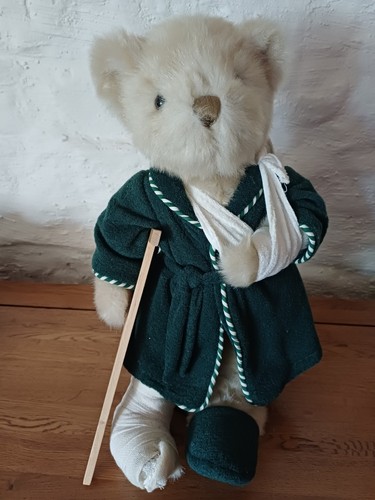 Invalid bear stand - bear,