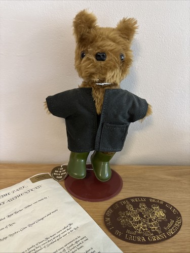 Little barber wilbur bear - wilbur,
